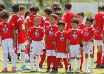 Casi 200 jóvenes futbolistas participaron en Campamento de Verano 2026