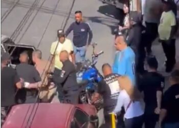 El hecho se habría registrado cuando Oropeza salía de la sede del diario El Informador