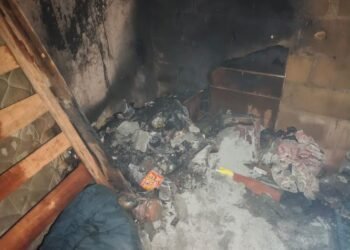 Vivienda de El Tigre se incendió luego de fuerte bajón eléctrico (+Fotos)