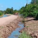 Limpieza incompleta de canal de riego en Cariaco causa inundaciones en el sector el Porvenir