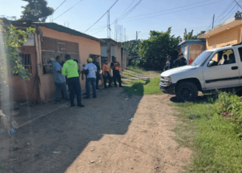 Tras ocultar el arma, oficial de Polisotillo se entregó y confesó el asesinato de su pareja y dos menores en Lomas del Sol