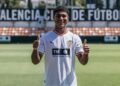 Román Davis, del Juvenil A del Valencia, recibe la llamada de la selección de Venezuela