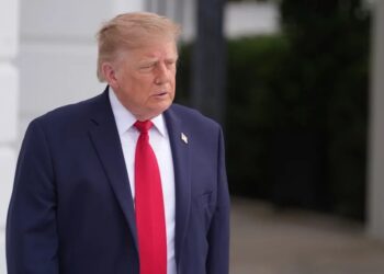 Trump afirma que habló con Delcy Rodríguez sobre elecciones y dice que fue «fantástica»