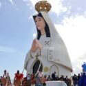 Carupaneros se volcaron a la redoma del mercado para rendir honores a la Virgen del Valle (+Fotos)