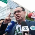 El tercer candidato con más votos en la primera vuelta anuncia su apoyo a Flávio Bolsonaro