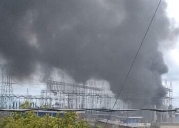Explosión de un autotransformador provocó incendio en una subestación eléctrica en Barquisimeto