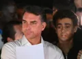 Flávio Bolsonaro tras su derrota en Brasil: «Voy a pedir la anulación de esas elecciones»