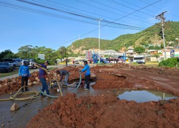 Paso de Pedro Segura se encuentra cerrado por reparación de Tubería