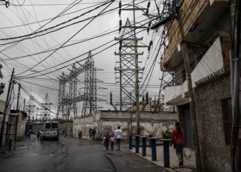 Expertos: El clima actual expone las fallas estructurales del sistema eléctrico 
