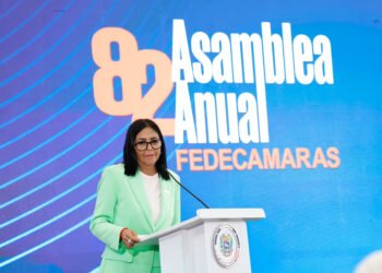 Delcy Rodríguez anuncia que la Navidad comenzará en Venezuela el 1 de noviembre