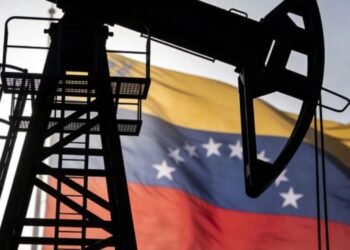 España registra su mayor nivel de importaciones de crudo venezolano en dos décadas