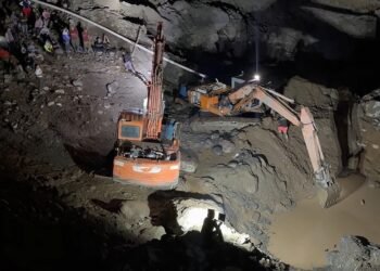 El suceso en esta instalación artesanal se produjo a primera hora de la mañana del lunes