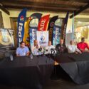 En la feria participan más de 35 emprendedores y 16 concursan en el certamen gastronómico