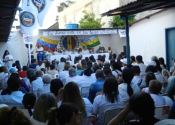 El Comité Ejecutivo Seccional de AD en Resistencia en Freites realizó el acto con su militancia
