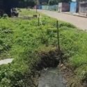 La red de aguas servidas ha colapsado en varios sectores de la población