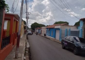 Autoridades informaron sobre las pruebas que hicieron al agua que abastece a Aragua de Barcelona