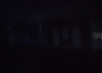 Vecinos reportan que la calle Trujillo de Anaco luce como una boca de lobo