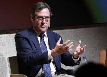 Garramendi sobre Venezuela: "Cambias a Franco y Franco monta la democracia"