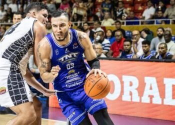 Marinos TNT tuvo un estreno sólido como local en la LSB