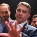 Bolsonaro promete subir las pensiones por encima de la inflación si gana las elecciones