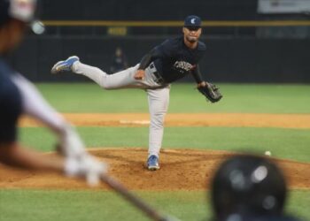 Caribes de Anzoátegui completó su décima jornada de pretemporada en el "Chico" Carrasquel (+Fotos)