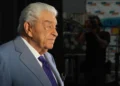 Don Francisco vuelve al estudio de ‘Sábado Gigante’ para unir el ayer y el hoy