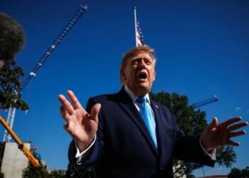 Trump dice que "todo saldrá bien" al ser preguntado si Machado debe regresar a Venezuela