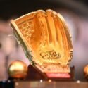 Ocho venezolanos compiten por el Guante de Oro 2026 en las Grandes Ligas