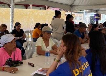 <br>230 residentes del sector Venezuela accedieron a consulta médica gratuita en Lechería