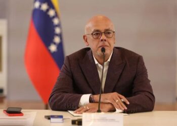 Departamento del Tesoro de EEUU retiró a Jorge Rodríguez de lista de sancionados