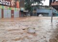 Las inundaciones provocaron la saturación del sistema de drenaje urbano