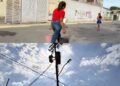Entre apagones y falta de agua, cumaneses aseguran vivir bajo una constante incertidumbre