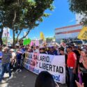 Jubilados recibieron respaldo político durante concentración en la plaza Virgen del Valle