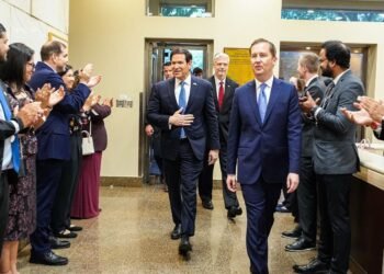 Rubio visita la refinería india de Jamnagar, capaz de refinar el crudo pesado venezolano