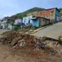 Vecinos solicitan culminación de obra en Sierra Maestra (+Fotos)