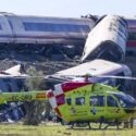 Al menos 64 fallecidos en el accidente de tren en España, según autoridades locales