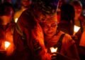 Una vigilia en Venezuela rinde homenaje a víctimas 100 días después de los terremotos